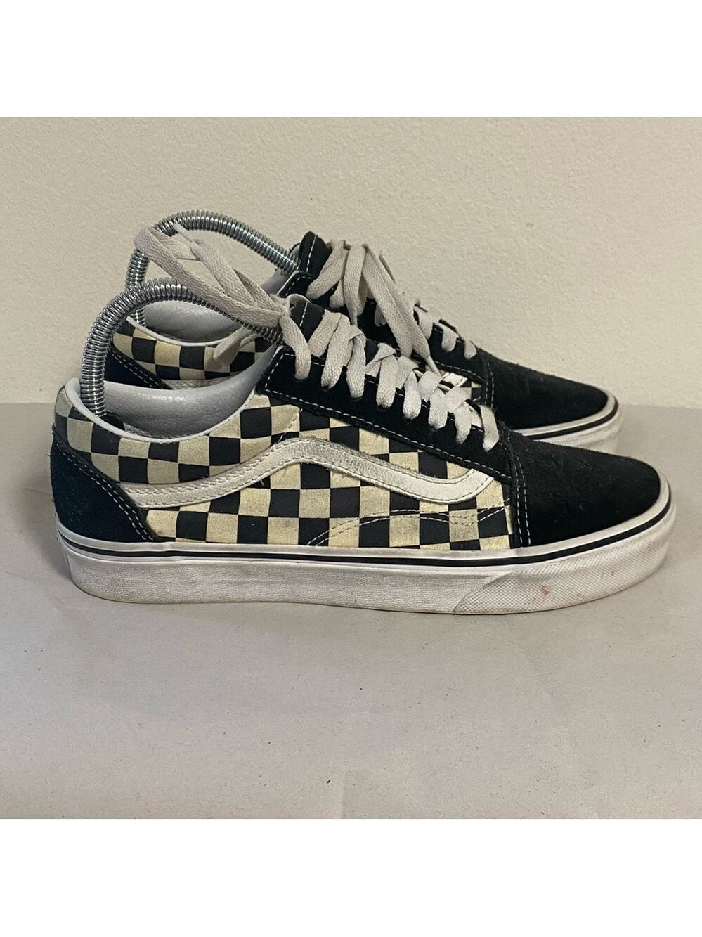 Vans Sneaker Men’s 6.5/W 8 Black & Cream Old Skool Checkerboard Sneakers